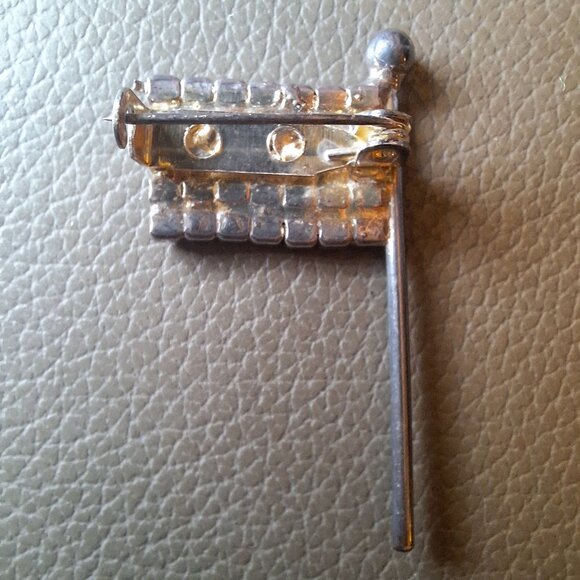 Pair Of Rhinestone‎ American Flag Brooch Pins With Gold & Silver Tones - Picture 4 of 8
